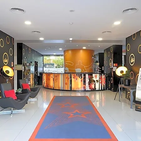 ستار إن فندق 3*