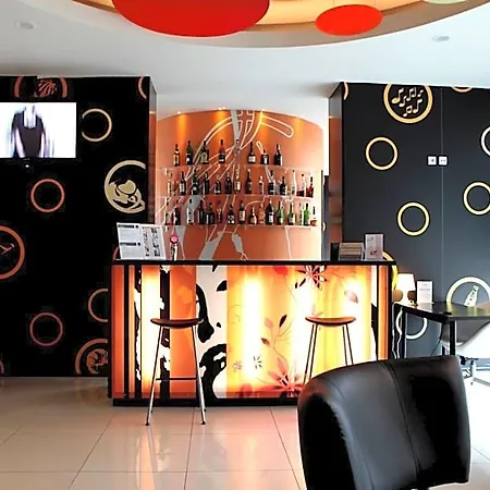 ستار إن 3*